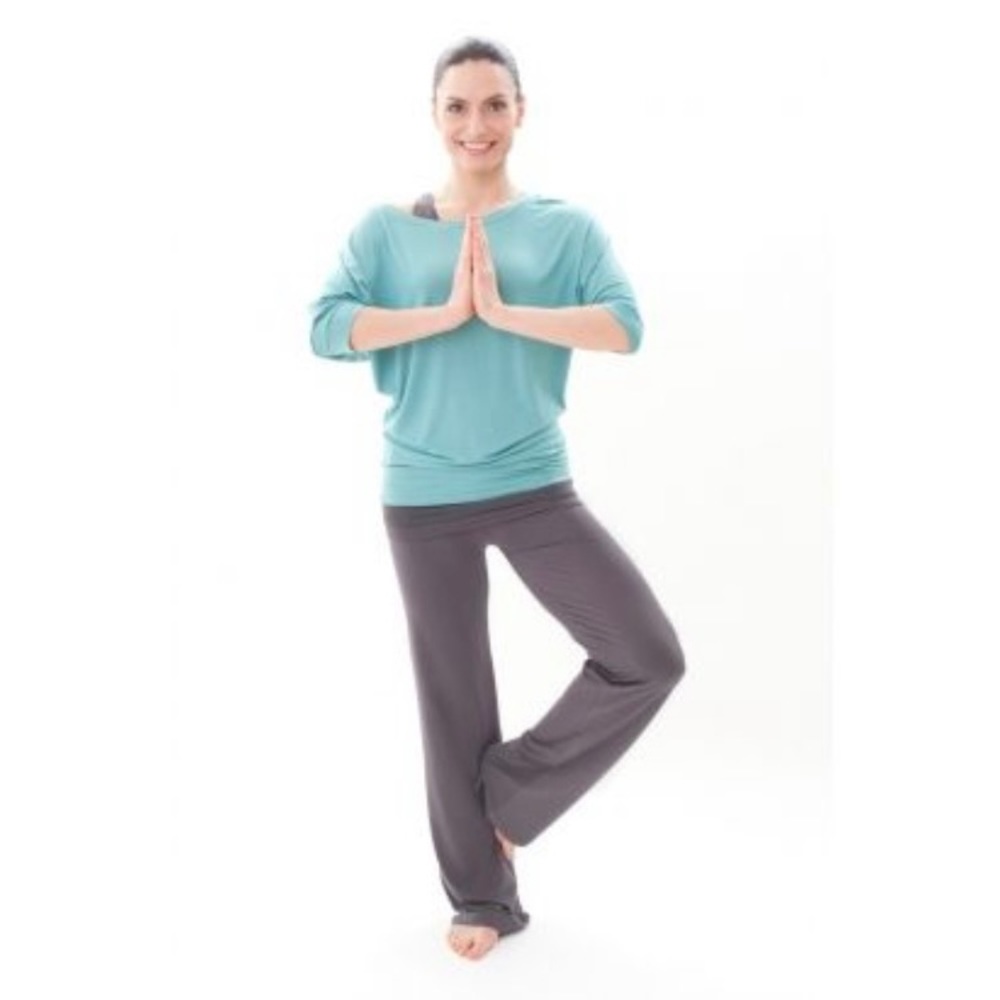 Burke yoga organic bamboo top M in Teal - Picture 15 of 15